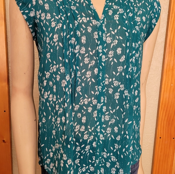 Women's Fun to Fun Floral Flowy Teal Blouse Sz. S - Picture 1 of 5